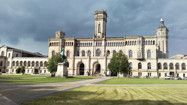 Aksaray Üniversitesi İngilizce Öğretmenliği Var Mı? Aksaray Üniversitesi İngilizce Öğretmenliği Var Mı?